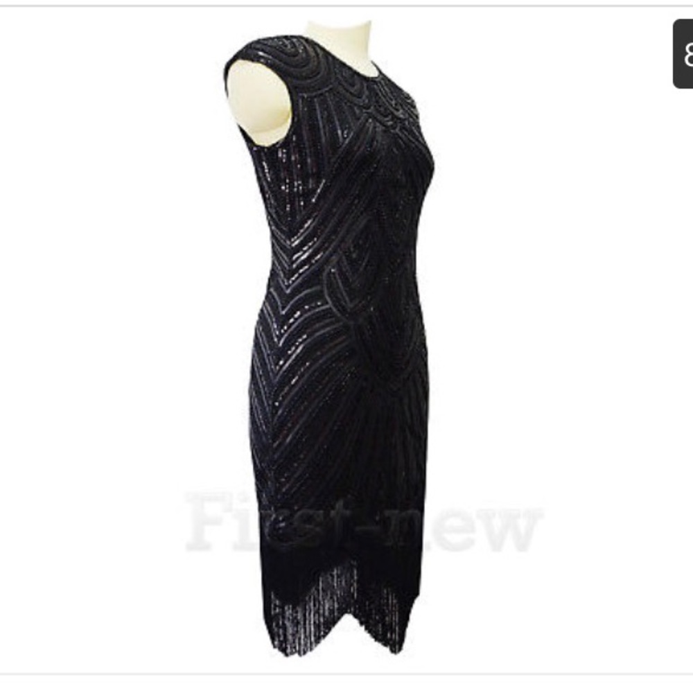 Black 1920’s flapper dress